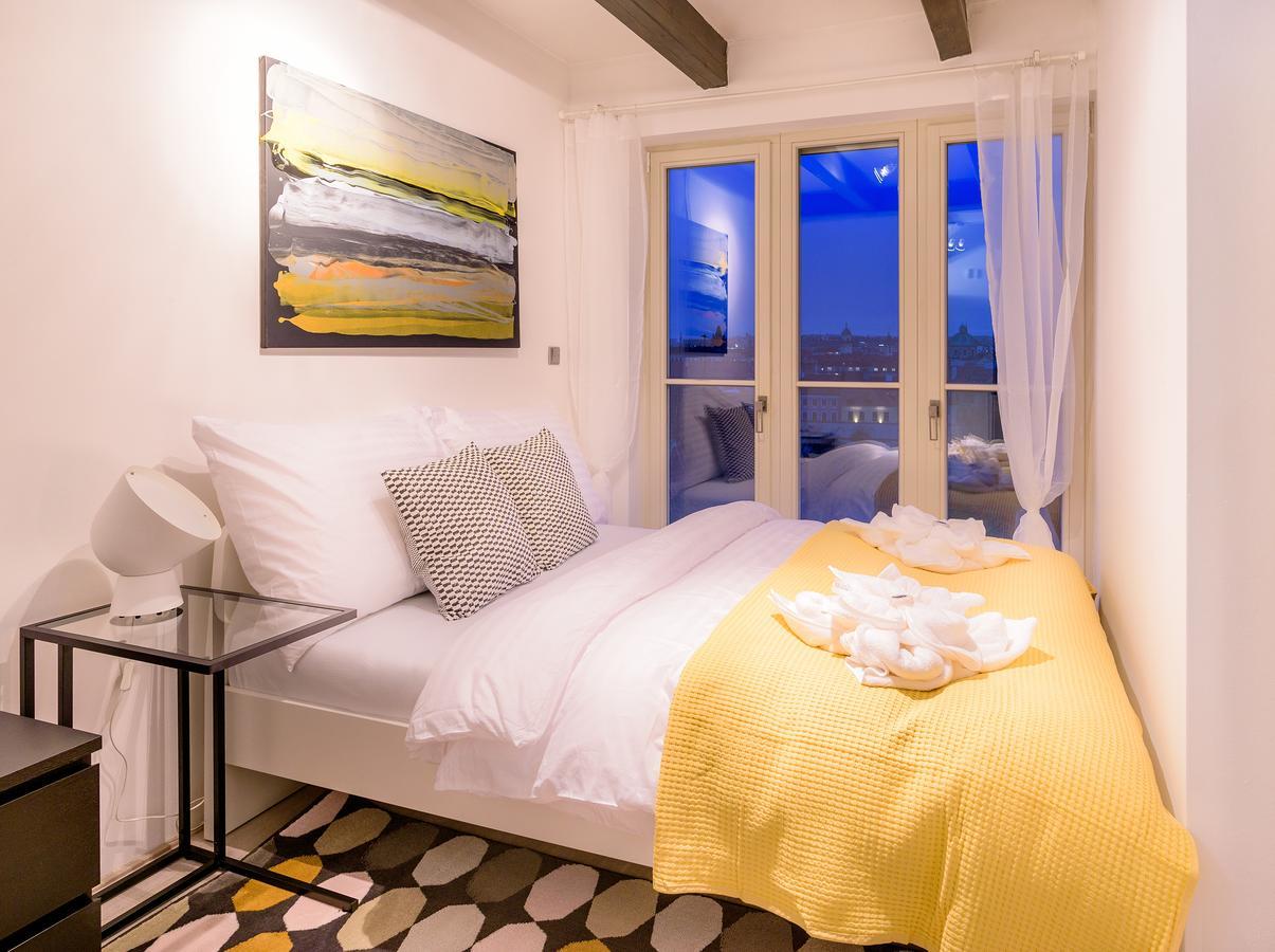 President Apt By Prague Castle, Views エクステリア 写真